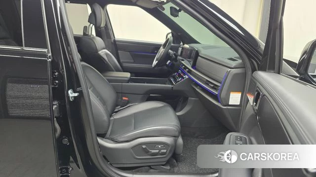 Hyundai Santa Fe (MX5) 2023 Черный из Кореи, фото 2