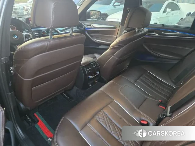 BMW 5 Series (G30) 2019 Черный из Кореи, фото 2