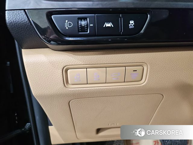 Kia Carnival 4th generation 2022 Черный из Кореи, фото 2