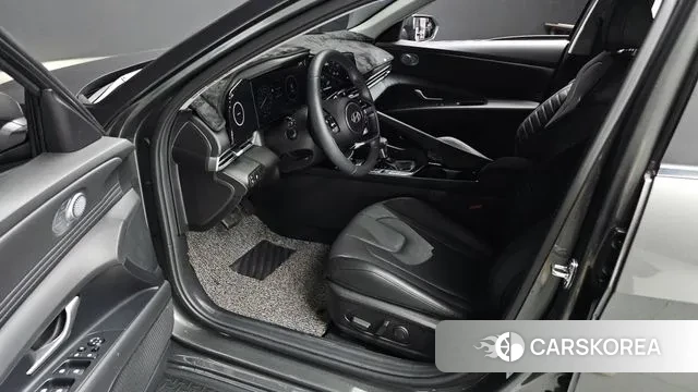 Hyundai The New Avante (CN7) 2024 Серый из Кореи, фото 2