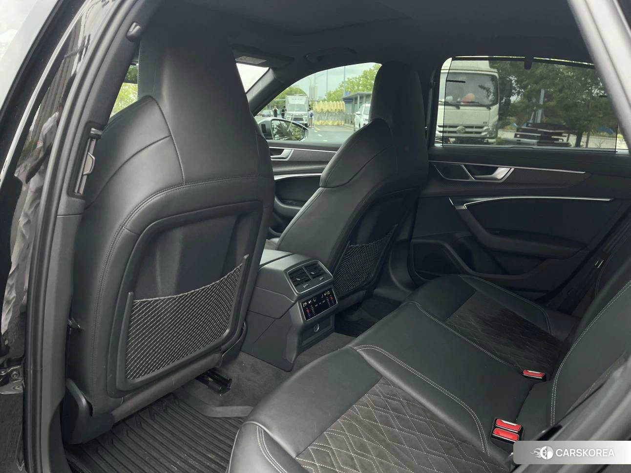 Audi S6 2020 Черный из Китая, фото 2