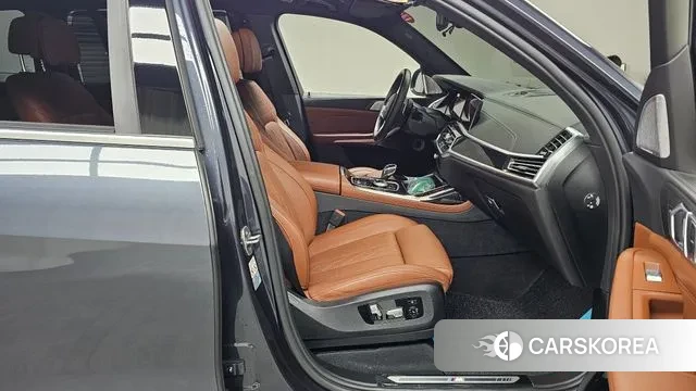 BMW X7 (G07) 2021 Серый из Кореи, фото 2