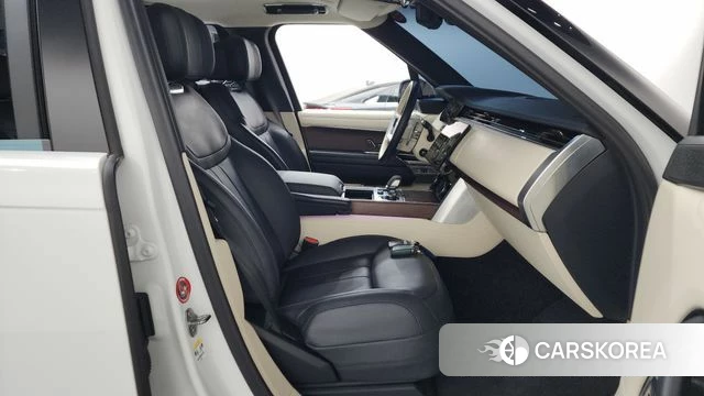 Land Rover Range Rover 5th Generation 2022 Белый из Кореи, фото 2