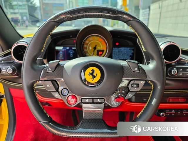 Ferrari F8 Tributo 2021 Желтый из Кореи, фото 2
