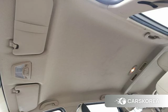Baojun 730 2019 Белый из Китая, фото 2