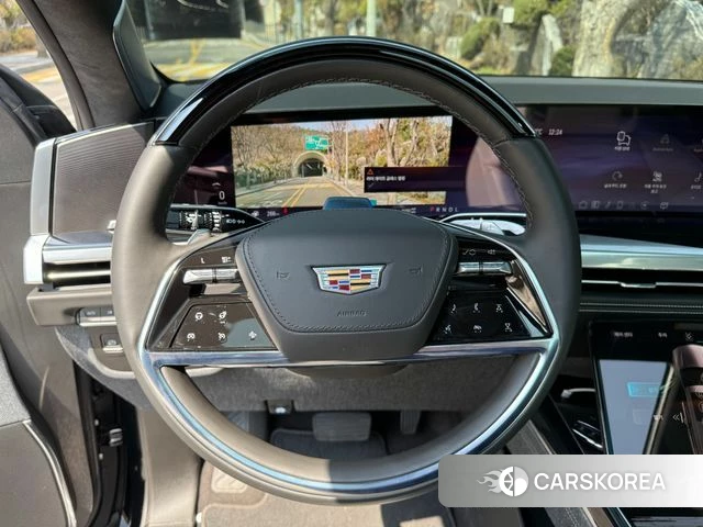 Cadillac Escalade 5th Generation 2025 Черный из Кореи, фото 2