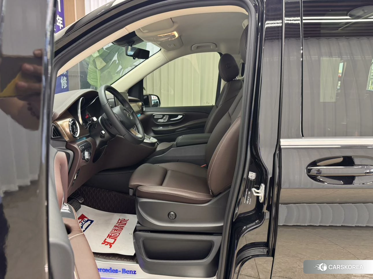 Mercedes-Benz V-class 2022 Черный из Китая, фото 2