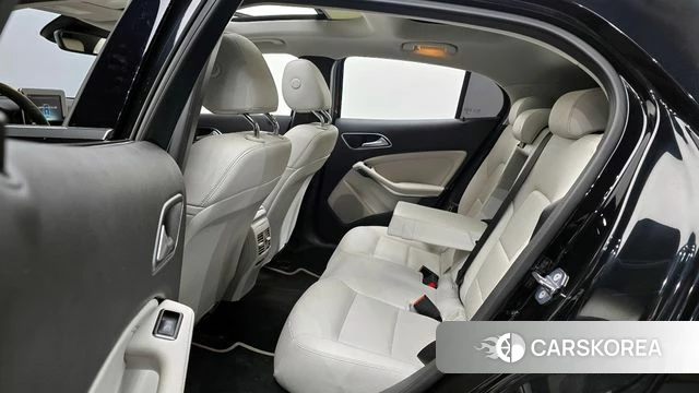 Mercedes-Benz GLA-Class X156 2019 Черный из Кореи, фото 2