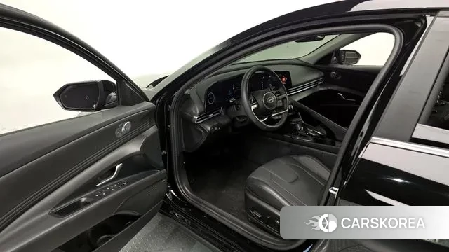 Hyundai The New Avante Hybrid (CN7) 2023 Черный из Кореи, фото 2