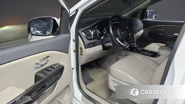 Kia The New Carnival 2020 Белый из Кореи, фото 2