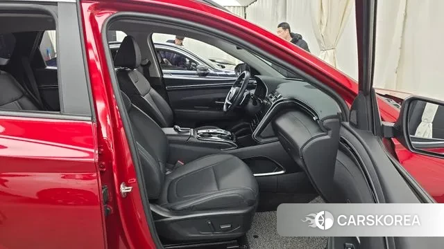 Hyundai Tucson (NX4) 2021 Красный из Кореи, фото 2