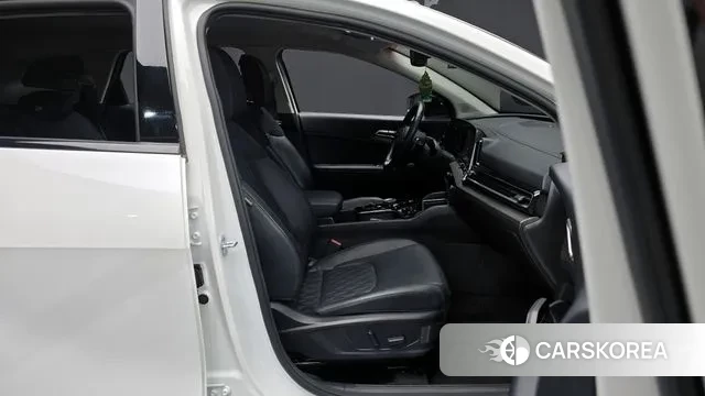 Kia Sportage 5th Generation 2022 Белый из Кореи, фото 2