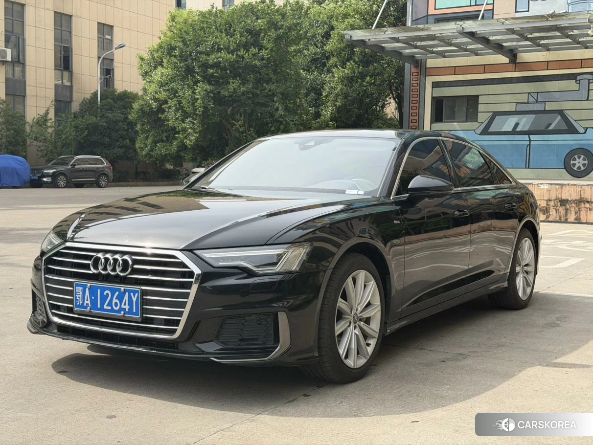 Audi A6L 2020 Черный из Китая, фото 2