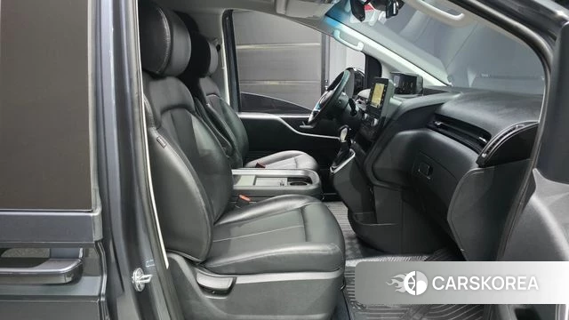Hyundai Staria 2021 Серый из Кореи, фото 2