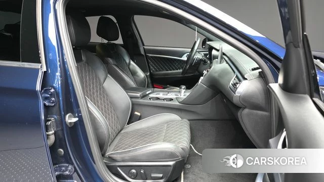 Genesis G70 2019 Синий из Кореи, фото 2