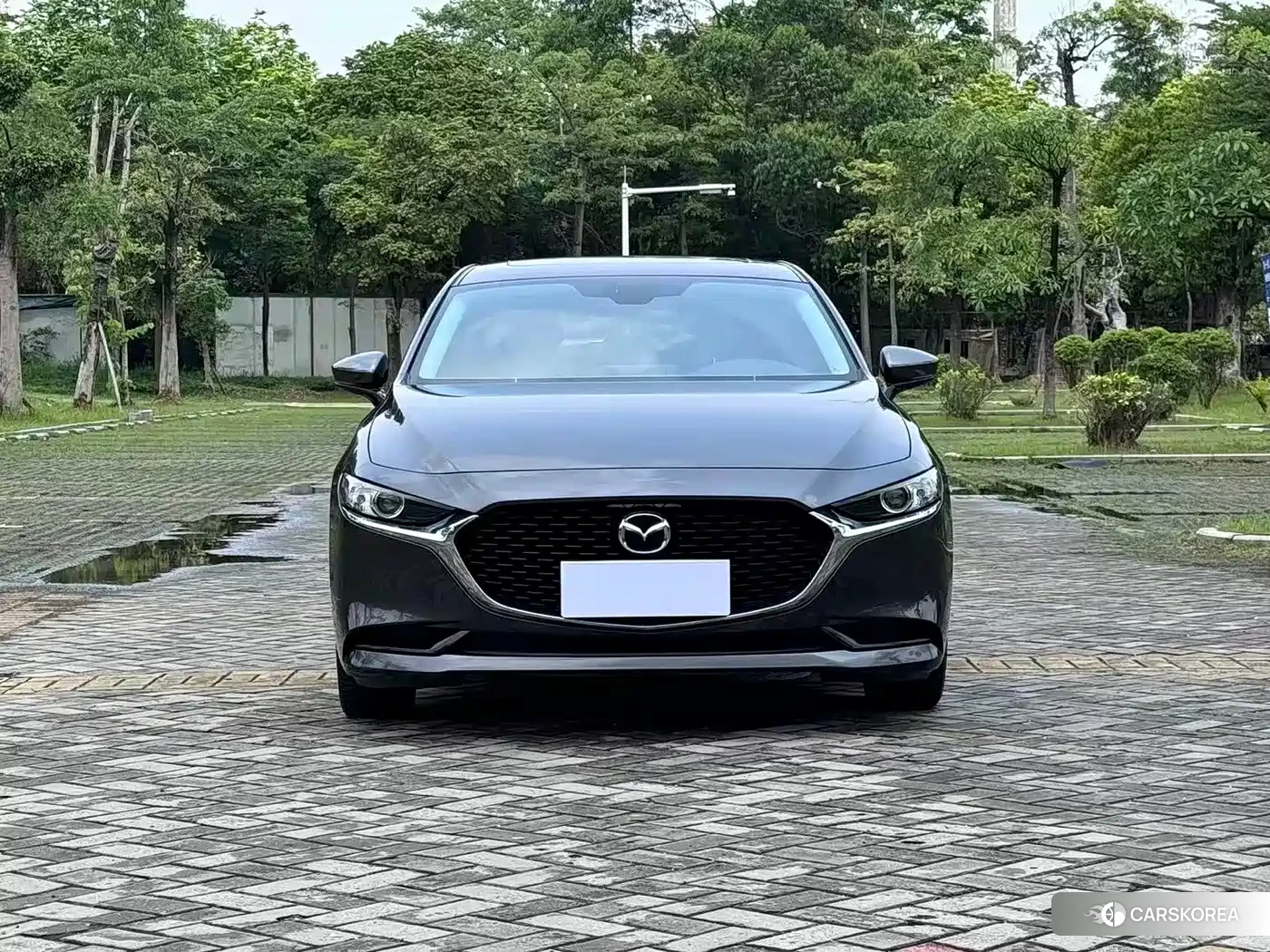 Mazda 3 2023 Silver/gray из Китая, фото 2