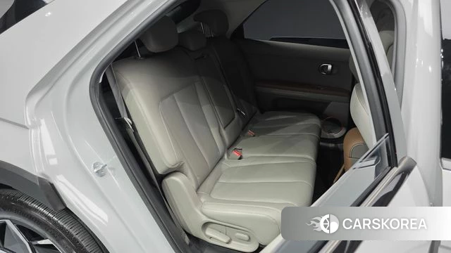 Hyundai Ionic 5 2021 Серебристо-серый из Кореи, фото 2