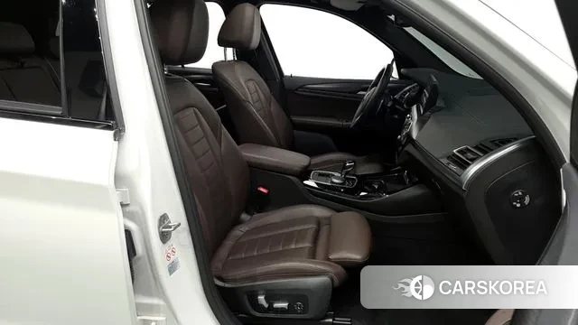 BMW X3 (G01) 2023 Белый из Кореи, фото 2