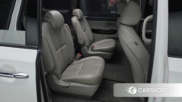 Kia The New Carnival 2019 Белый из Кореи, фото 2