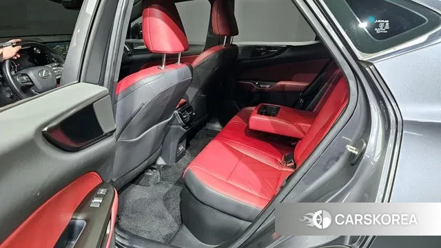 Lexus NX350h Second generation 2022 Серый из Кореи, фото 2