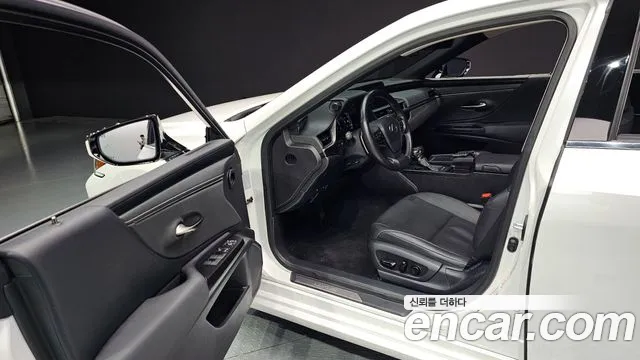 Lexus ES300h 7th generation id 2696232 из Кореи 2