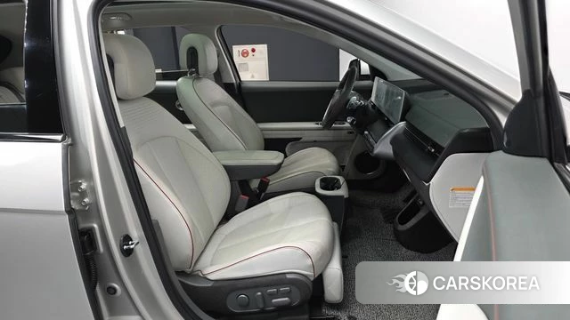 Hyundai Ionic 5 2021 Серебристо-серый из Кореи, фото 2