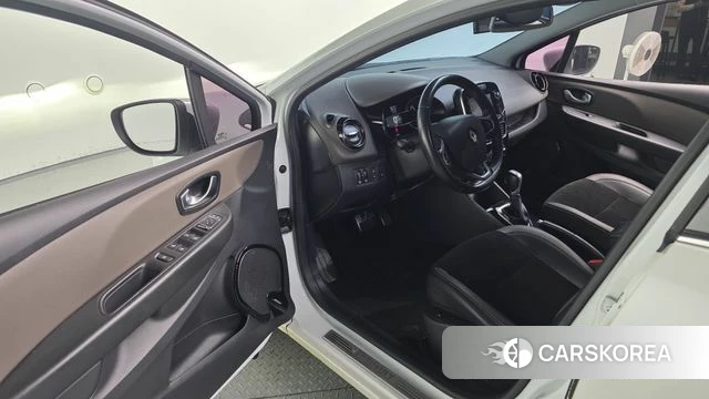 Renault Korea (Samsung) Clio 2018 Белый из Кореи, фото 2