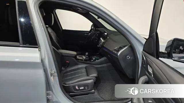 BMW X3 (G01) 2022 Серый из Кореи, фото 2