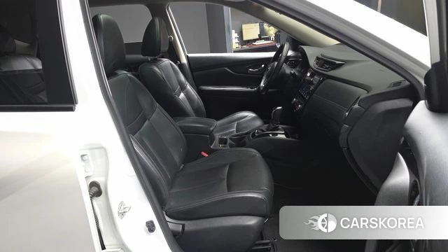 Nissan X Trail 2018 Белый из Кореи, фото 2