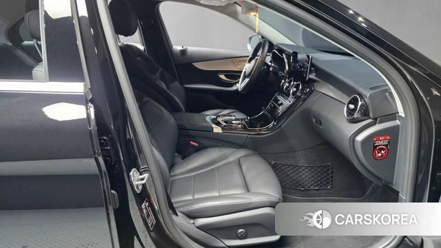Mercedes-Benz C-Class W205 2020 Черный из Кореи, фото 2