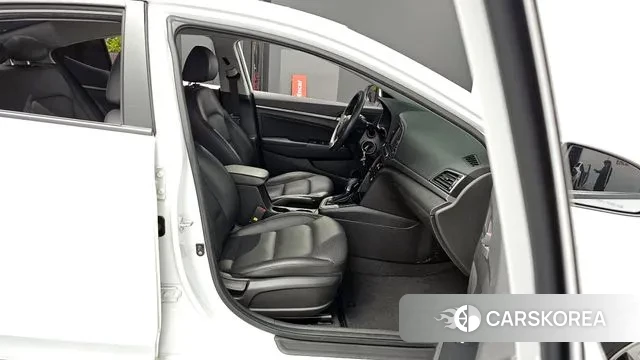 Hyundai Avante AD 2018 Белый из Кореи, фото 2