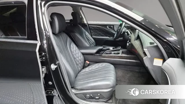 Kia K8 Hybrid 2023 Черный из Кореи, фото 2