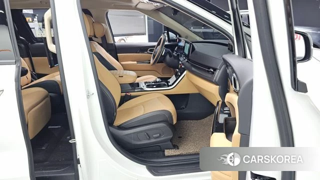 Kia Carnival 4th generation 2022 Белый из Кореи, фото 2