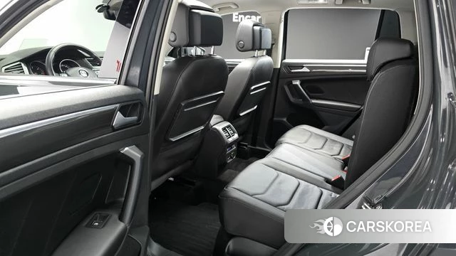 Volkswagen Tiguan second Generation 2020 Серый из Кореи, фото 2