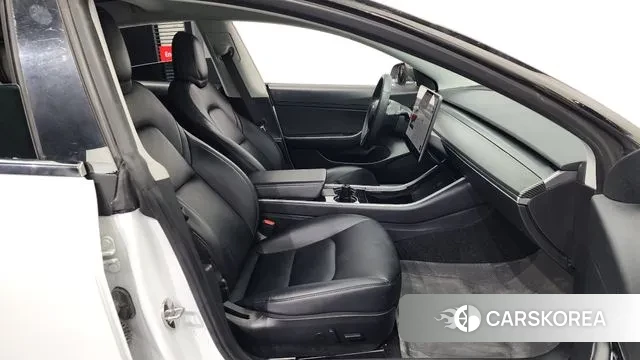 Tesla Model 3 2020 Белый из Кореи, фото 2