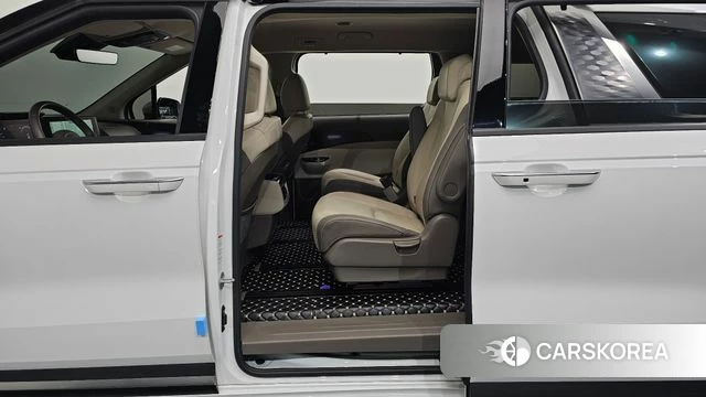 Kia Carnival 4th generation 2023 Белый из Кореи, фото 2