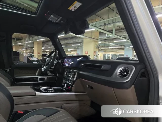 Mercedes-Benz G-Class W463b 2021 Серебряный из Кореи, фото 2