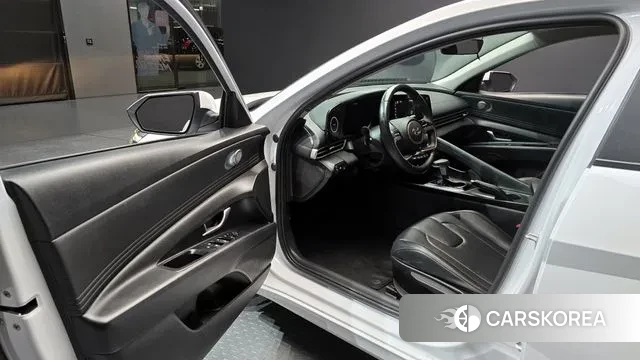 Hyundai Avante (CN7) 2022 Белый из Кореи, фото 2