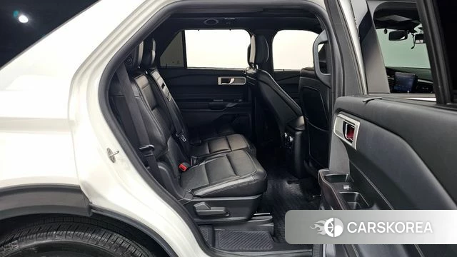 Ford Explorer 6th Generation 2019 Белый из Кореи, фото 2