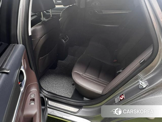 Hyundai Grandeur IG 2018 Серебристо-серый из Кореи, фото 2