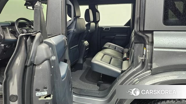 Ford Bronco 6th Generation 2024 Серый из Кореи, фото 2
