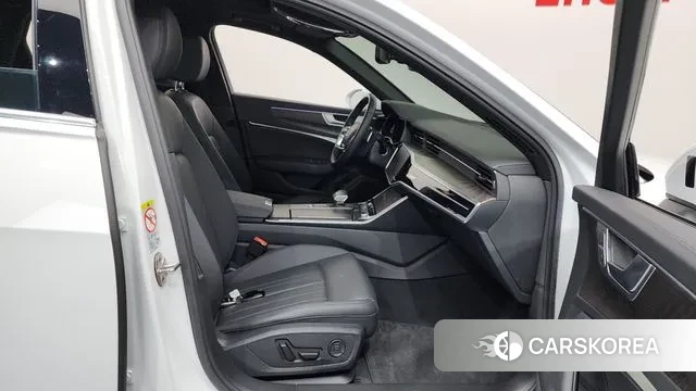 Audi A6 (C8) 2022 Белый из Кореи, фото 2