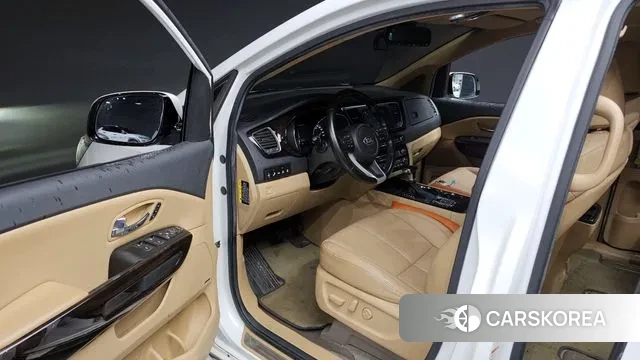 Kia The New Carnival 2018 Белый из Кореи, фото 2