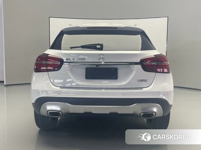 Mercedes-Benz GLA 2019 Белый из Китая, фото 2