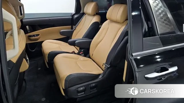Kia Carnival 4th generation 2022 Черный из Кореи, фото 2