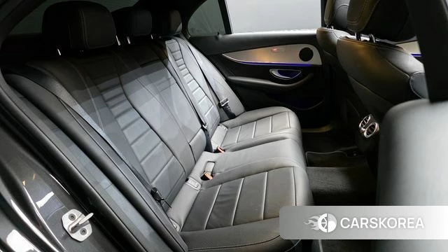 Mercedes-Benz E-Class W213 2021 Серый из Кореи, фото 2
