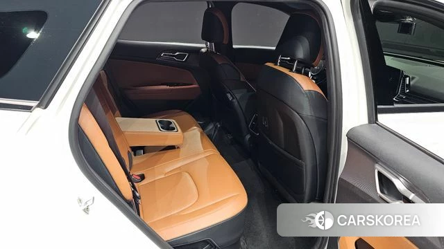 Kia Sportage 5th Generation Hybrid 2022 Белый из Кореи, фото 2