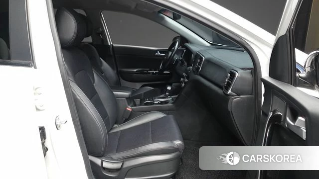 Kia Sportage 4th Generation 2018 Белый из Кореи, фото 2