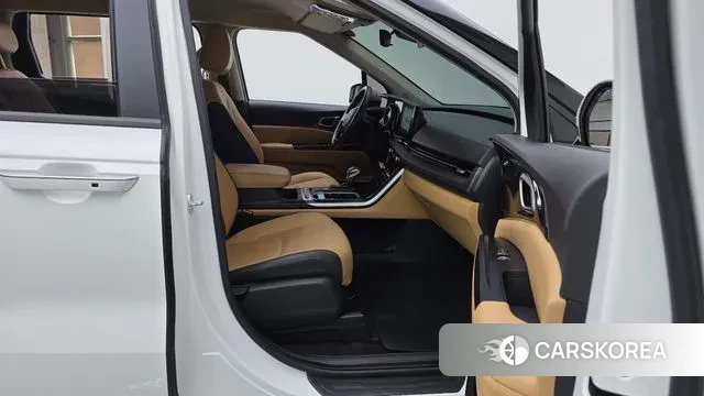 Kia Carnival 4th generation 2022 Белый из Кореи, фото 2