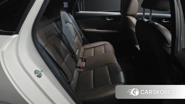Kia Come New K3 2021 Белый из Кореи, фото 2